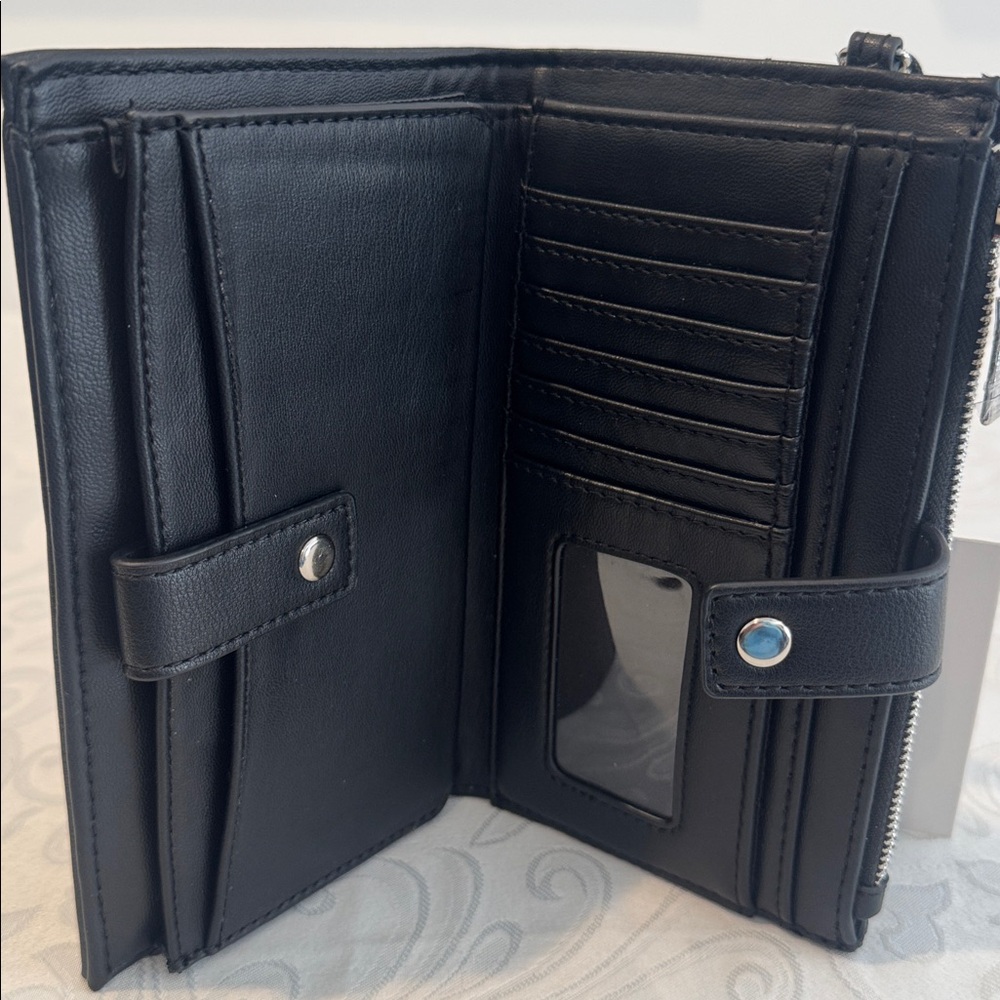 Steve Madden Black Wristlet Wallet - Picture 4 of 12